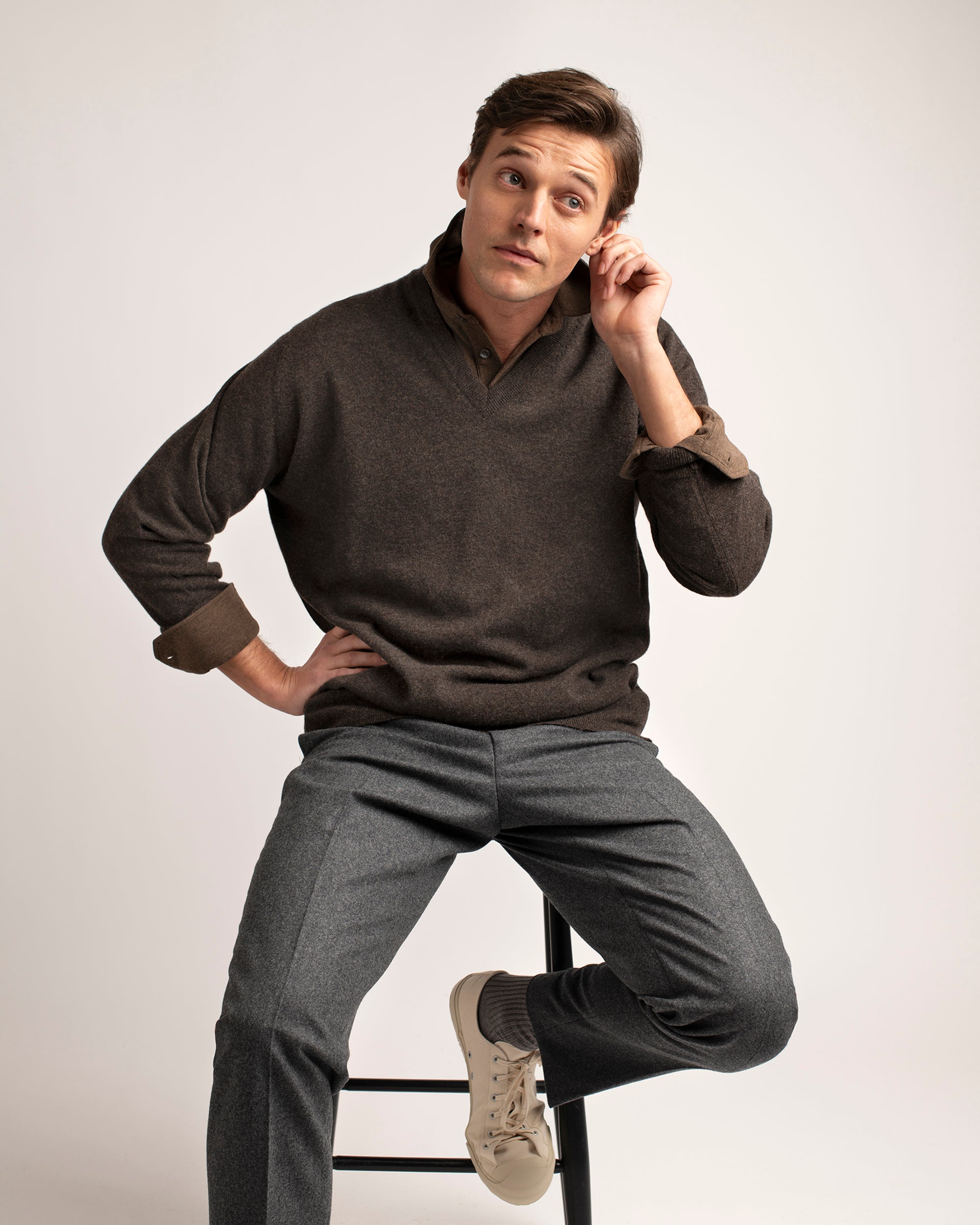 Trunk Walden Geelong V Neck Sweater: Brown