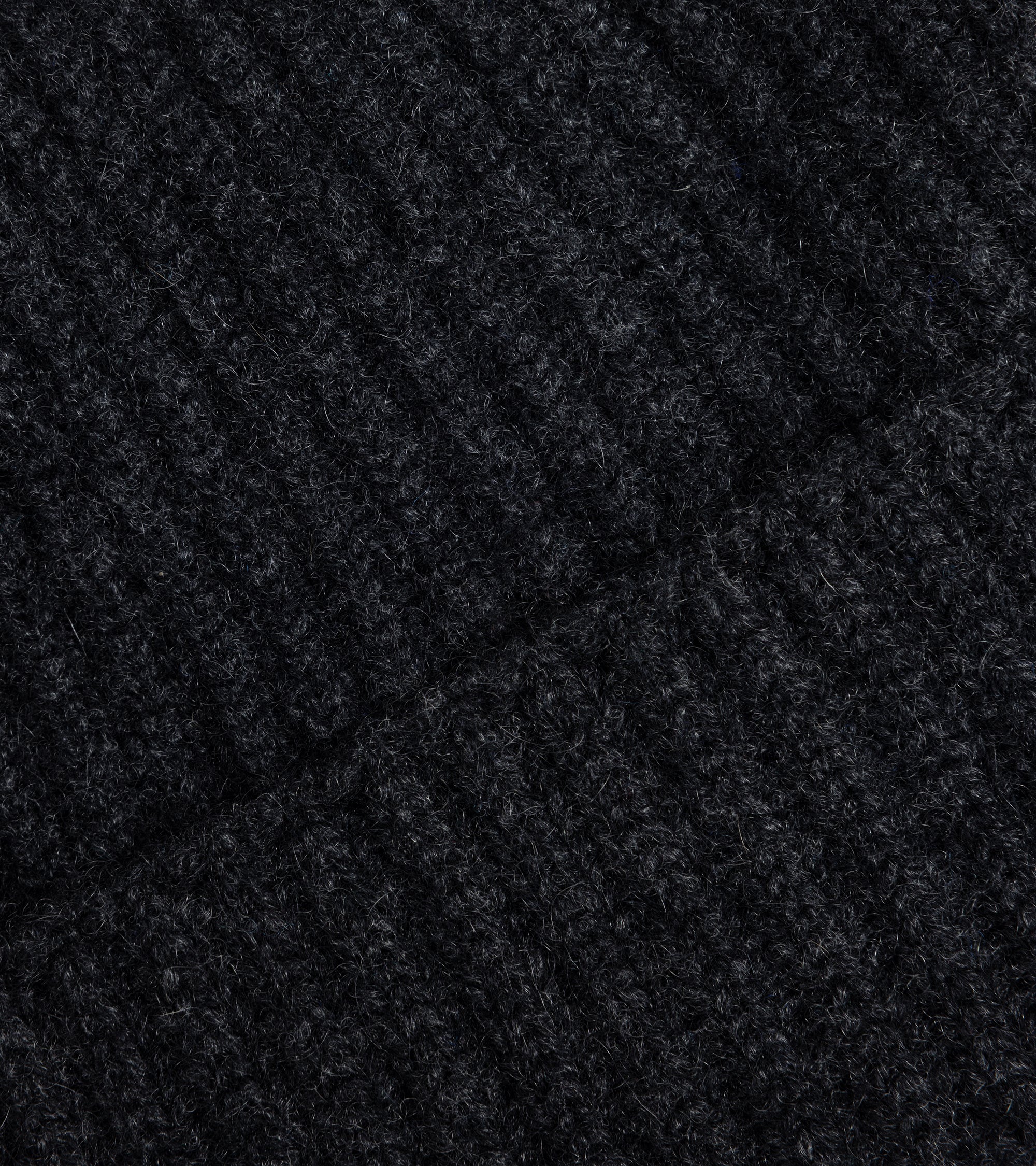 Trunk Seamless Ribbed Cashmere Beanie: Charcoal